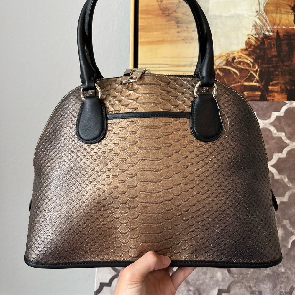 NWT NEW Coach CORA DOMED SATCHEL IN METALLIC SNAKE EMBOSSED LEATHER - Picture 2 of 6